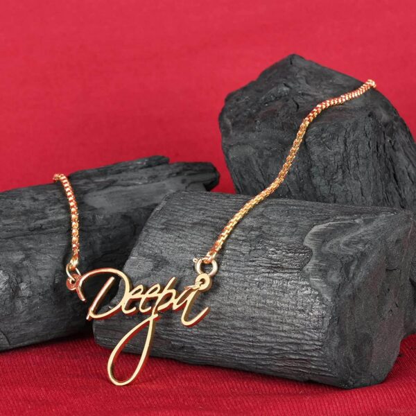 Customised Name Locket with Chain for Girlfriend (18k Gold Plated)